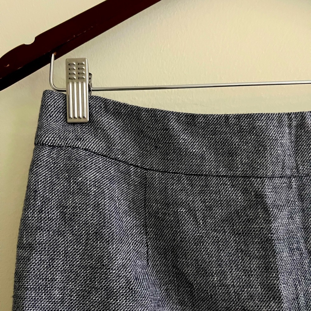 Calvin Klein Denim Pattern Linen Skirt with Zip Back - Retail $59.99 - Sz 8P